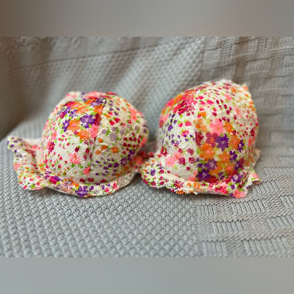 Victoria’s Secret Dream Angels Demi Bra